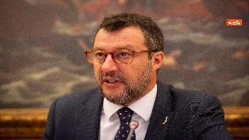 5 - Salvini in conferenza stampa alla Camera dei Deputati