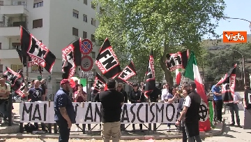 5 - Il sit-in contro l'antifascismo di Forza Nuova