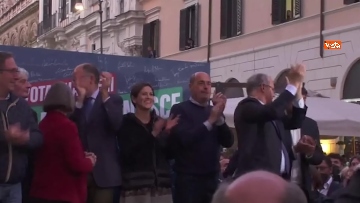 1 - Gualtieri, Letta e Zingaretti alla festa per la vittoria delle amministrative di Roma. Le foto 