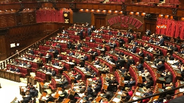 3 - Dl Anticorruzione, presenti in aula Conte, Salvini e Di Maio per il primo dibattito alla Camera