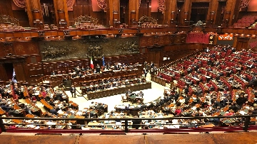 9 - Dl Anticorruzione, presenti in aula Conte, Salvini e Di Maio per il primo dibattito alla Camera