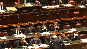 4 - Dl Anticorruzione, presenti in aula Conte, Salvini e Di Maio per il primo dibattito alla Camera