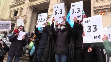 8 - I ricercatori precari del Cnr protestano davanti al Miur, le foto della manifestazione