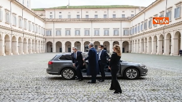 2 - Governo, Mario Draghi arriva in auto al Quirinale