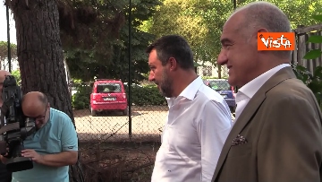3 - Salvini e Michetti visitano il quartiere romano di Casale Caletto. Le foto