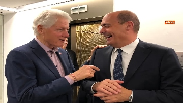 8 - Clinton incontra Zingaretti a New York: 