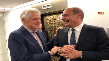 9 - Clinton incontra Zingaretti a New York: 