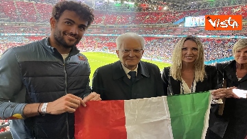 7 - Italia Campione d'Europa, l'esultanza di Mattarella allo stadio di Wembley