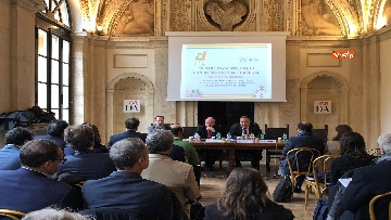 5 - L'assessore al Comune del Napoli, Alessandra Clemente, interviene al convegno Anci su Concessioni Reti gas