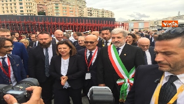 2 - De Micheli arriva al Salone Nautico di Genova, accolta dal sindaco Bucci
