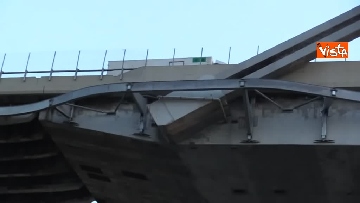13 - Ponte Morandi, le immagini del luogo del crollo