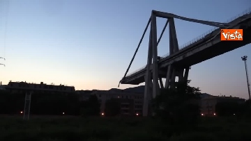 10 - Ponte Morandi, le immagini del luogo del crollo
