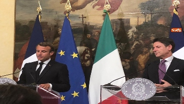 3 - Conte e Macron in conferenza stampa a Palazzo Chigi