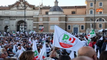 2 - Il Partito Democratico chiude la campagna elettorale in Piazza del Popolo a Roma, le immagini
