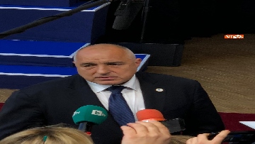 6 - Consiglio Ue, il presidente della Bulgaria Borissov intervistato al suo arrivo al Parlamento di Bruxelles