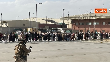 4 - Decolla l'ultimo velivolo da Kabul, conclusa la missione ventennale della Difesa in Afghanistan