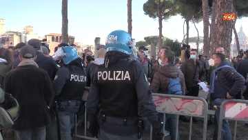 7 - Protesta dei tassisti a Roma contro il Ddl concorrenza, le foto