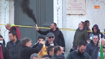 10 - Protesta dei tassisti a Roma contro il Ddl concorrenza, le foto