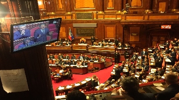 5 - L'intervento di Matteo Renzi al Senato dopo il discorso di Donte