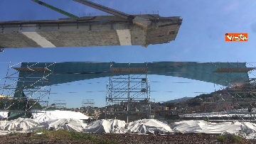 3 - Ponte Morandi, le immagini di Pila 10 e pila 11 a poche ore dall'esplosione per la demolizione