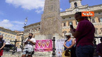 6 - Omotransfobia, Flash Mob a Montecitorio delle associazioni LGBT, le immagini 