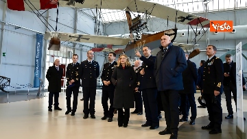 11 - Meloni e Crosetto visitano museo Aeronautica militare di Vigna di Valle