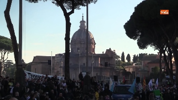 6 - Protesta dei tassisti a Roma contro il Ddl concorrenza, le foto