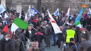 9 - Protesta dei tassisti a Roma contro il Ddl concorrenza, le foto