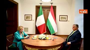 5 - Ecco l'incontro tra Meloni e Orban a Budapest