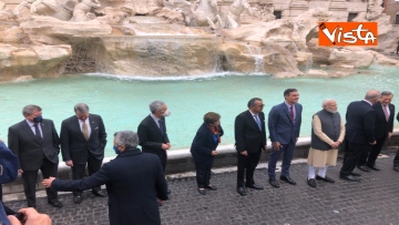 2 - I leader dei Paesi del G20 visitano la Fontana di Trevi. Le foto 