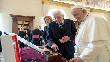 1 - Mattarella in Vaticano per visita di congedo al Papa, ecco le foto