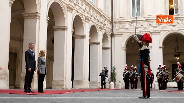 9 - Meloni riceve il Primo Ministro Golob a Palazzo Chigi, accolto col picchetto d'onore