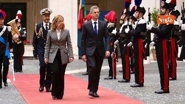 5 - Meloni riceve il Primo Ministro Golob a Palazzo Chigi, accolto col picchetto d'onore