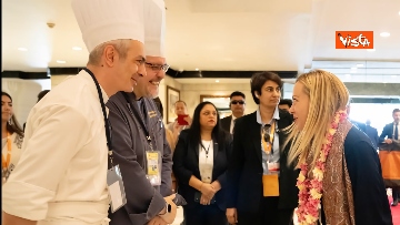 11 - G20 India, Meloni arriva a Nuova Delhi per il vertice, accolta da delegazione e balli tradizionali