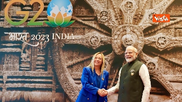 8 - G20 India, l'arrivo di Giorgia Meloni accolta da Modi