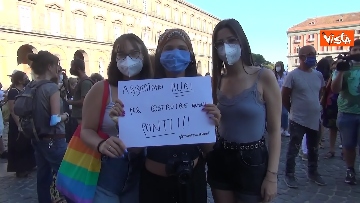 4 - Manifestazione a sostegno delle donne afghane a Napoli, le immagini