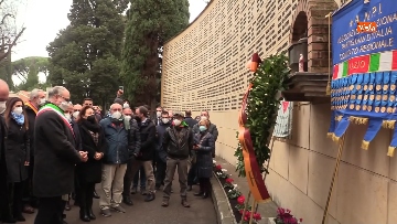 7 - Gualtieri ricorda i deportati romani nei lager, le foto della cerimonia al Cimitero del Verano