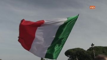 10 - Protesta contro il green pass a Piazza San Giovanni a Roma. Le foto